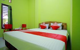 Oyo 2585 Sherren Guest House